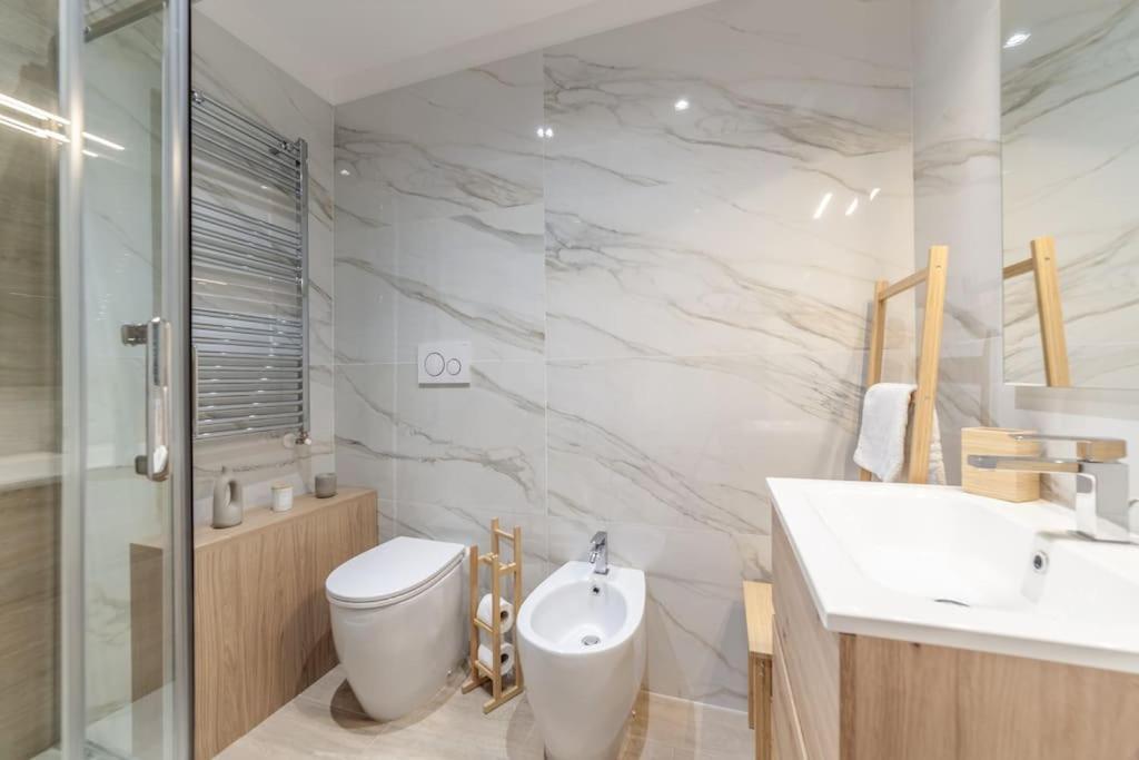 Appartement Domus 124, Elegant Comfort With Parking Rome