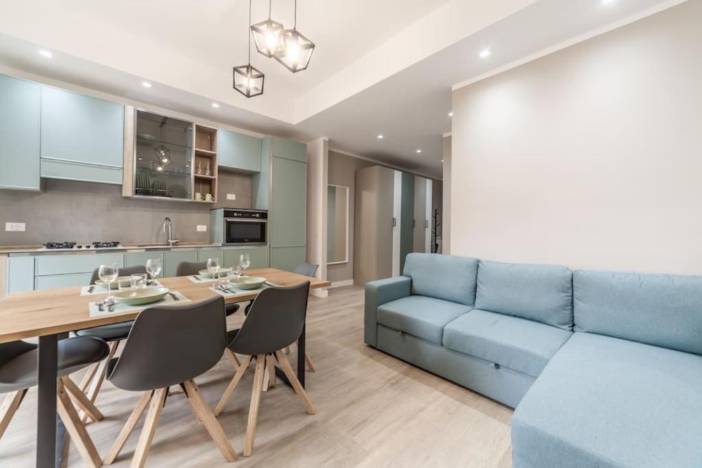 Domus 124, Elegant Comfort With Parking Appartement