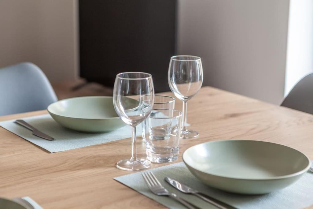 Domus 124, Elegant Comfort With Parking Appartement *